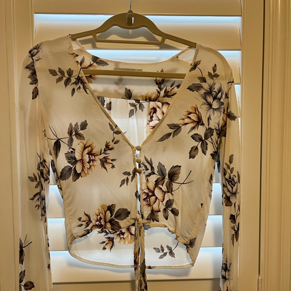 Flynn Skye floral top